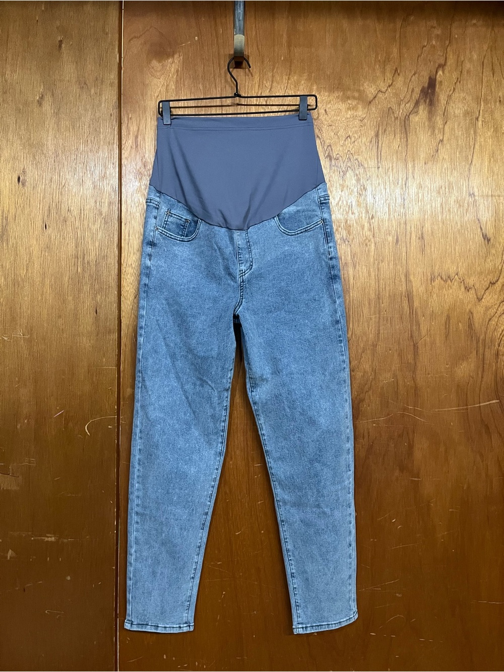 Straight leg maternity jeans, large, light wash